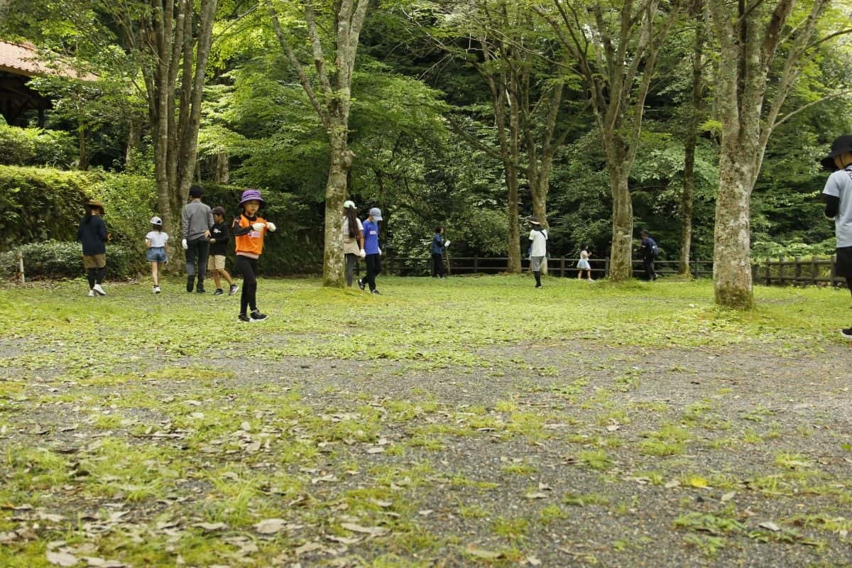 島根県益田市で開催されたイベント「外遊びごはんの会」の会場の様子