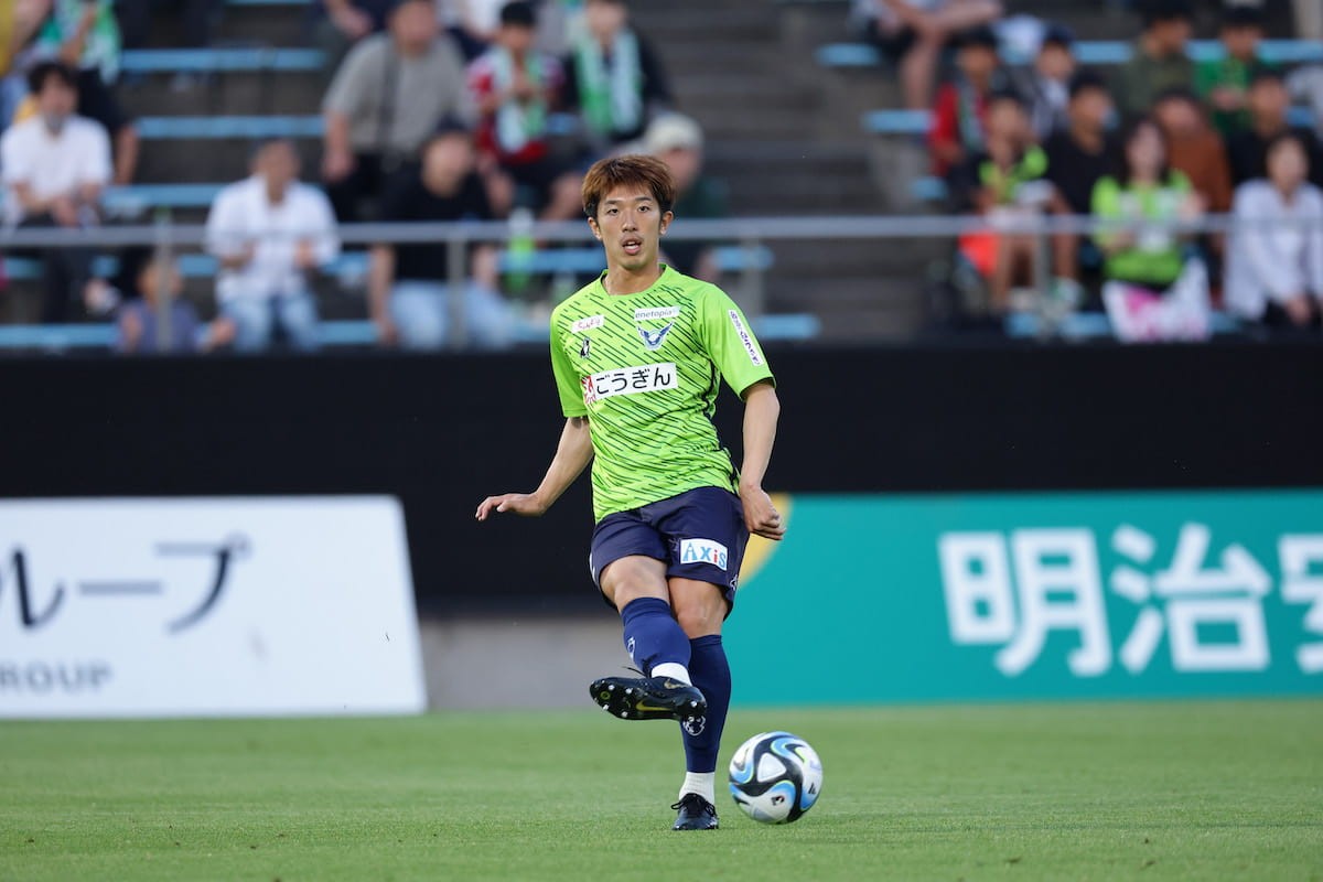 鳥取県のプロサッカークラブ「ガイナーレ鳥取」の試合風景