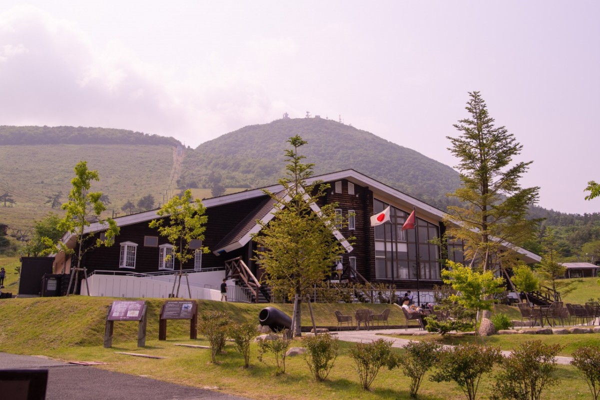 島根県大田市（三瓶山）の石見ワイナリー