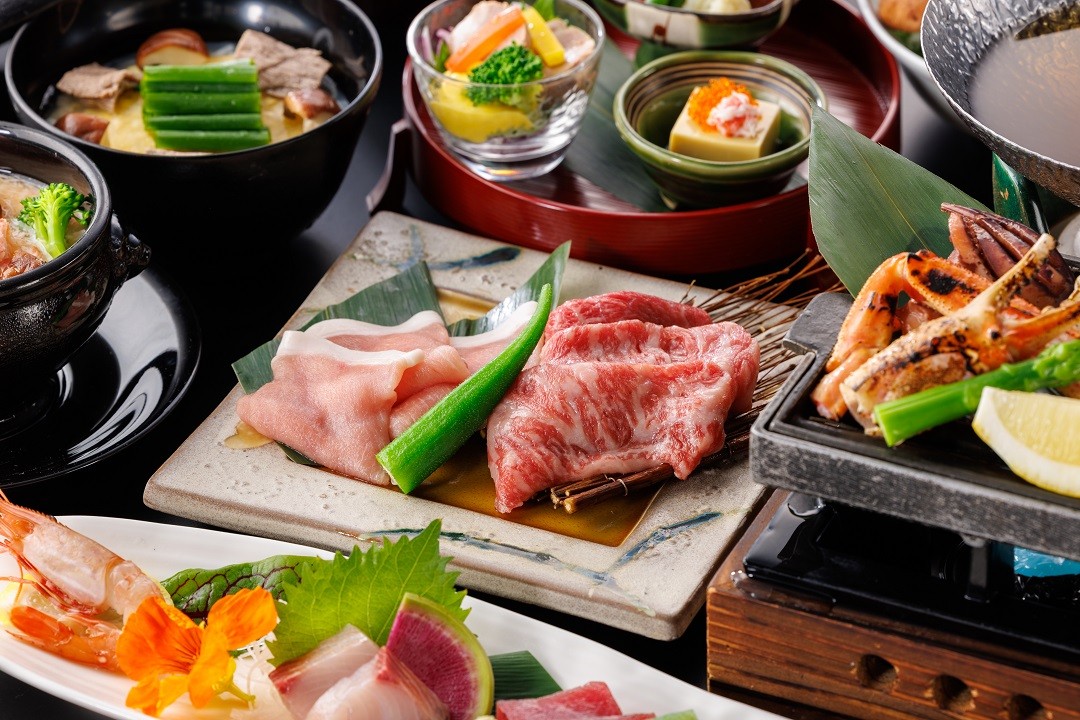 鳥取県米子市の皆生温泉にある温泉宿『皆生風雅』の夕食メニューイメージ