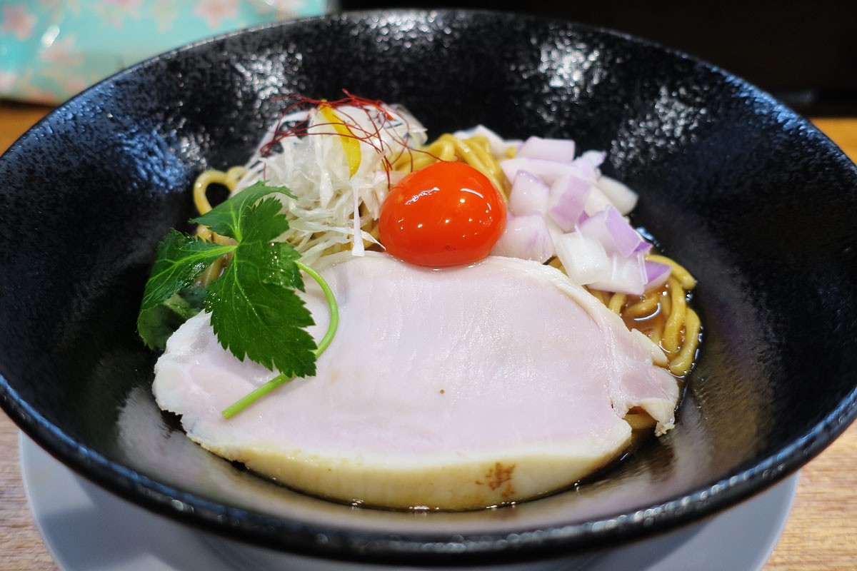 鳥取県米子市の人気ラーメン店『麺処 想』の新メニュー「地鶏鶏白湯まぜそば」