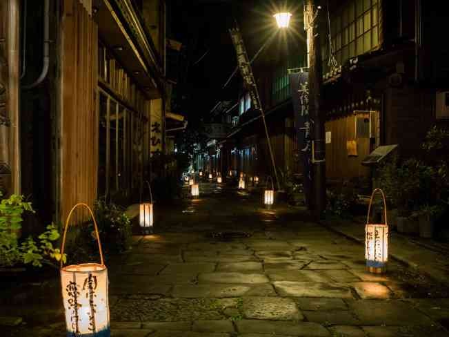 島根県松江市のイベント「青石畳み通りライトアップ」のイメージ