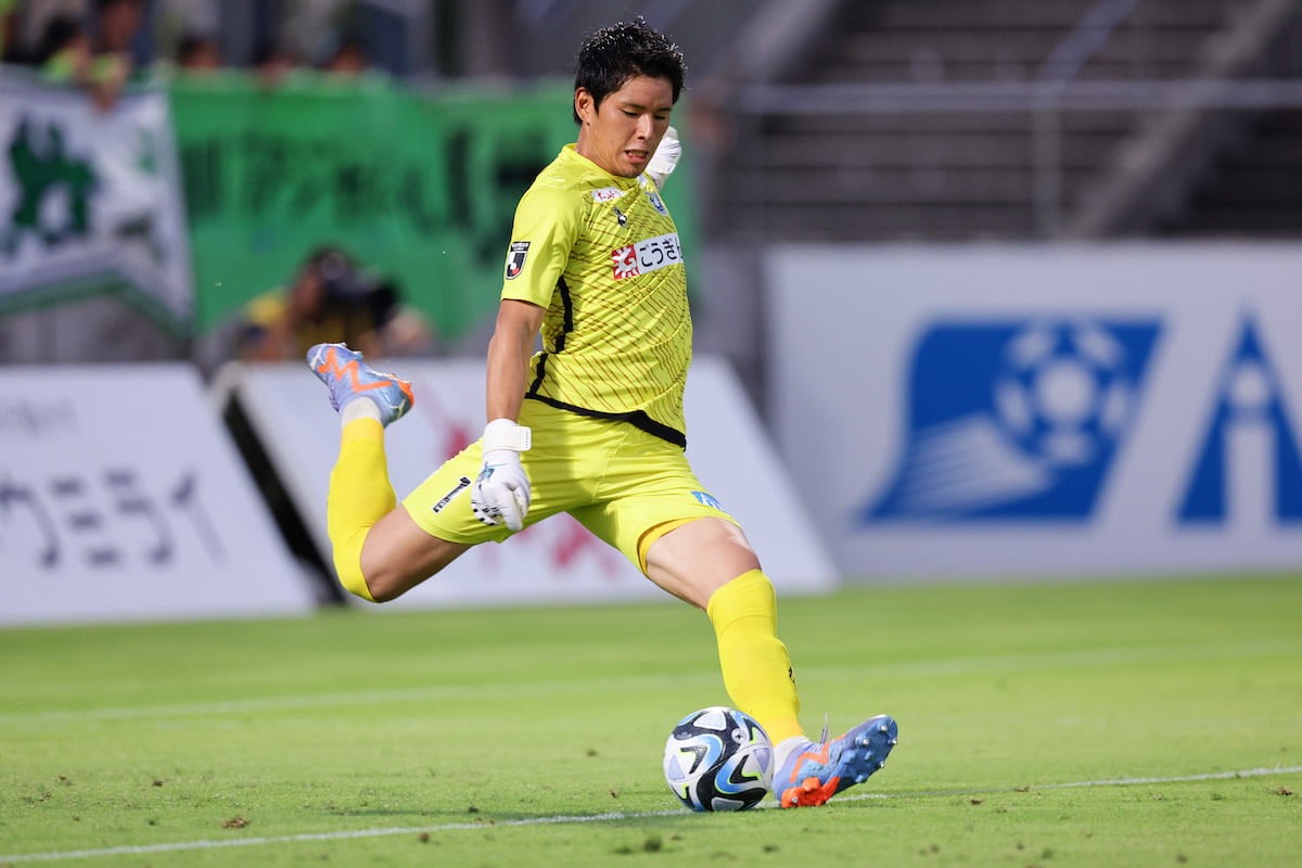 鳥取県のプロサッカークラブ「ガイナーレ鳥取」の試合風景