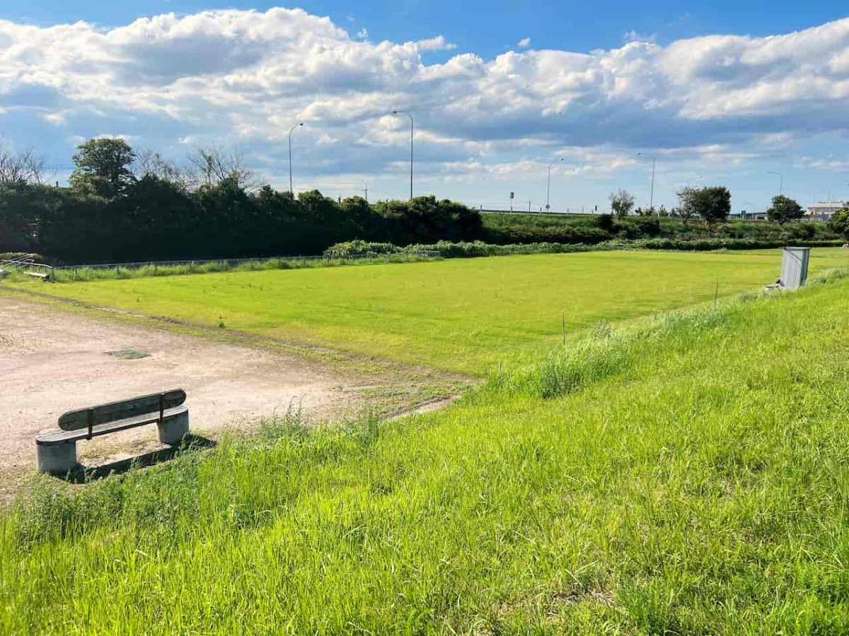 鳥取県米子市にある『佐陀川親水公園』の様子