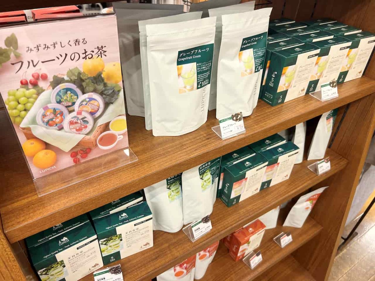 鳥取県米子市にある『今井書店錦町店』内のライフスタイルショップの商品