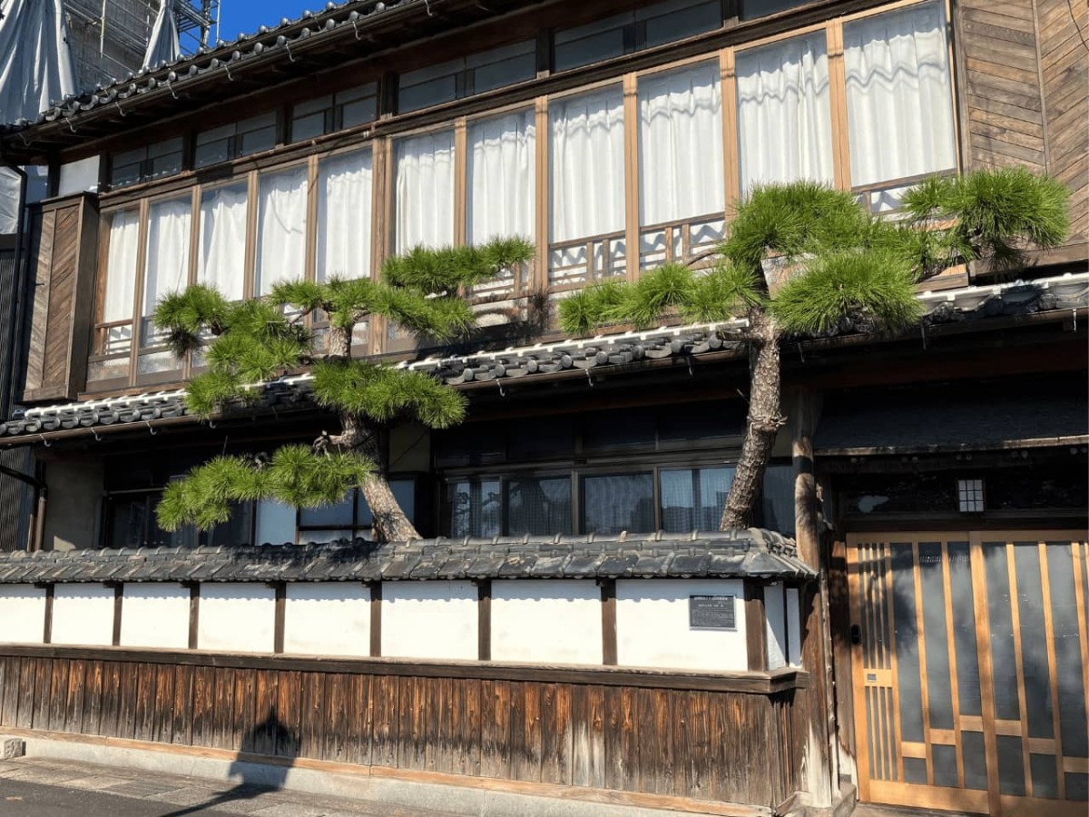 島根県松江市東本町の散歩風景