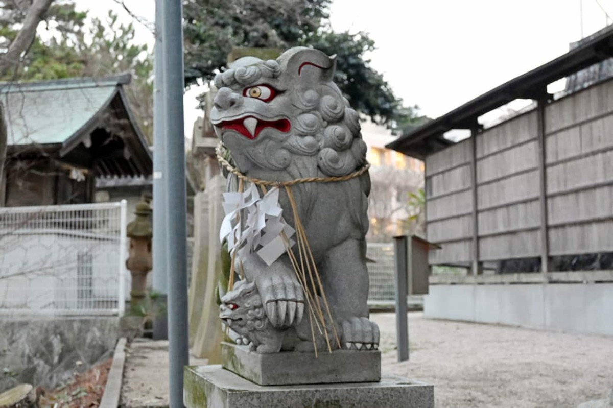 島根県出雲市にある『日吉児童遊園地』近くの『日吉神社』の参道