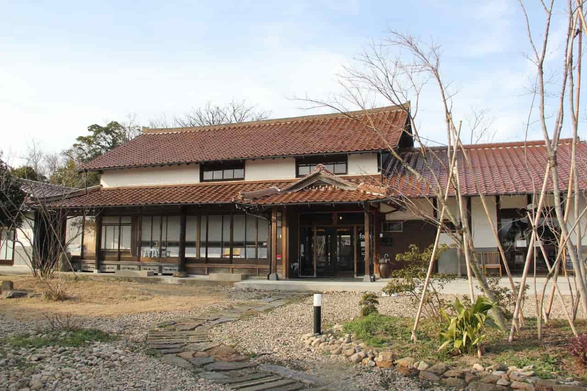 島根県出雲市にある『PASTA.CAFE sym』の外観