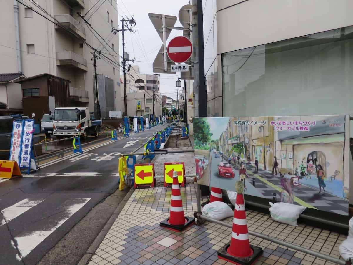 鳥取県米子市の「える・もーる商店街」のリニューアル工事の様子