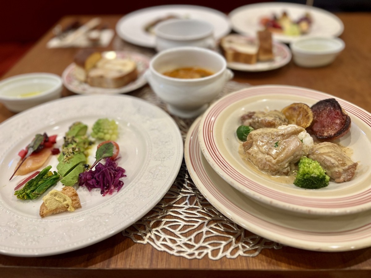 米子市西倉吉町のフレンチレストラン「プーハウス」の料理