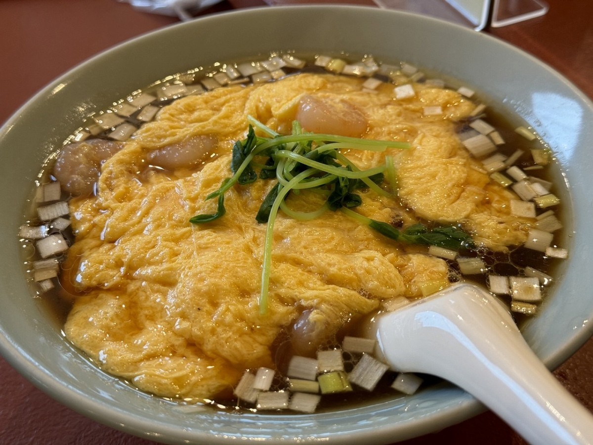 米子市の老舗中華料理店『山陰中華 八仙閣』の天津麺