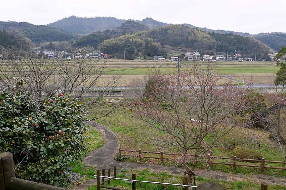 島根県松江市にある『堀部史跡公園』展望台から見える景色