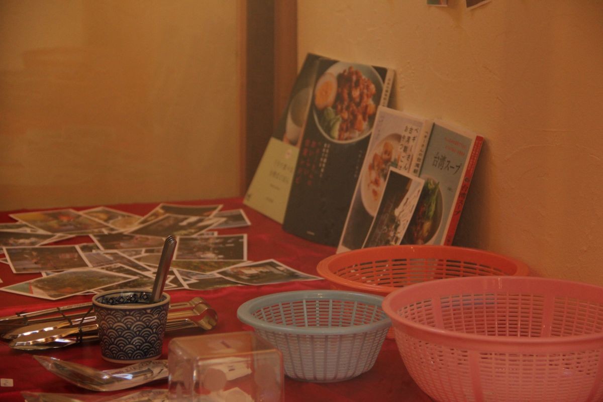 松江市和多見町のゲストハウス＆カフェ『余白』の坪庭スペース