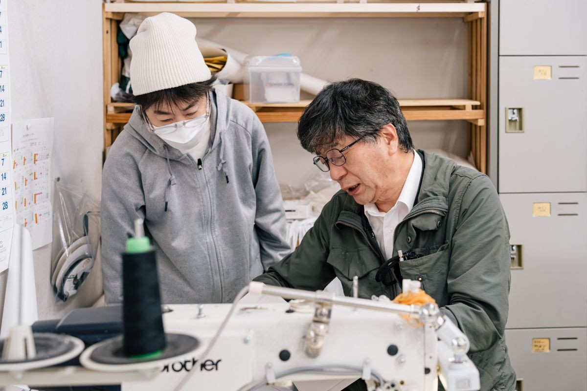 島根県出雲市の洋裁工場「スリーケー」のお仕事風景
