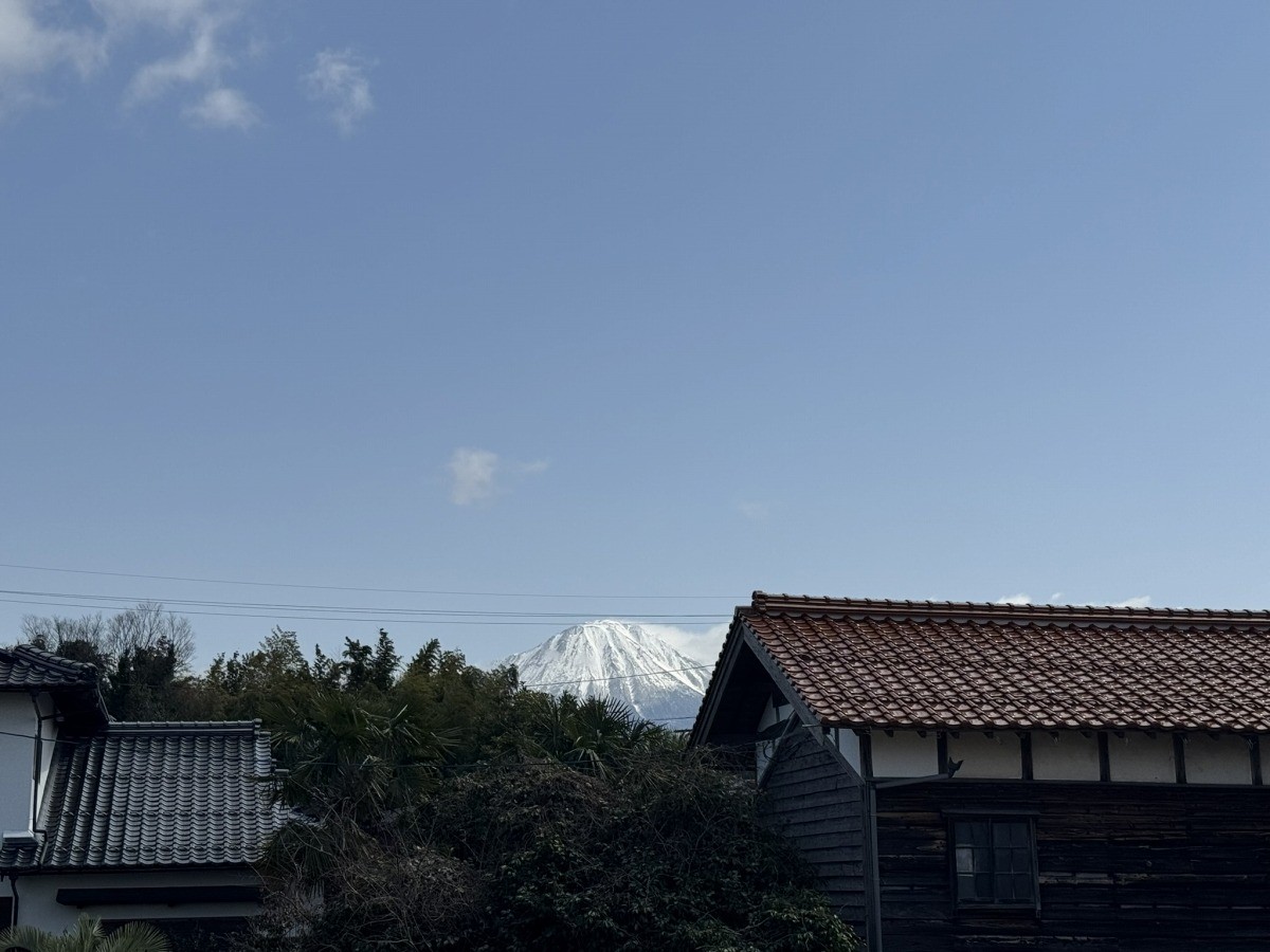 米子市日下の公園『日下児童遊園地』から見える大山