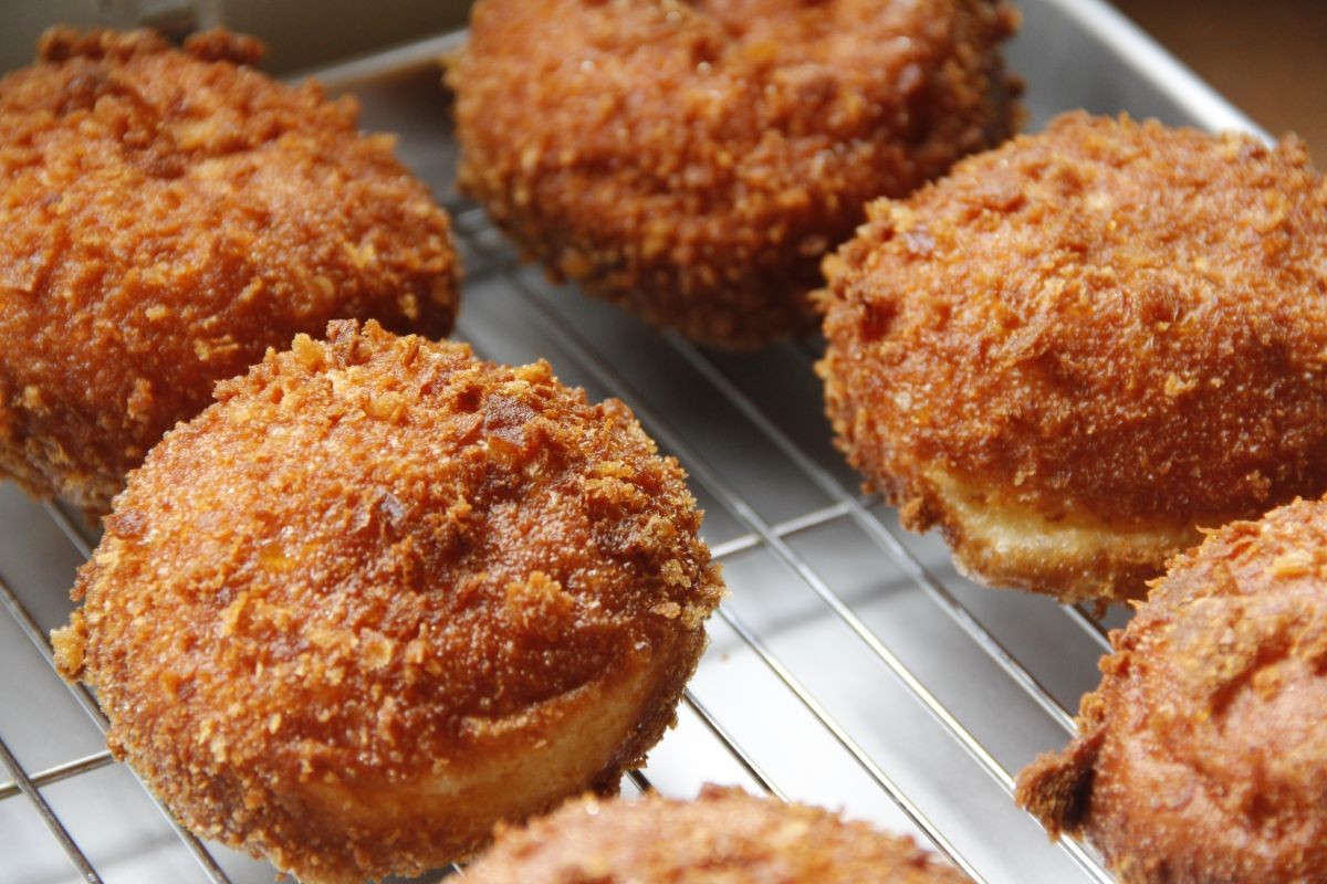 鳥取県伯耆町の人気パン屋『おいしいパンの満てん』のキーマカレーパン