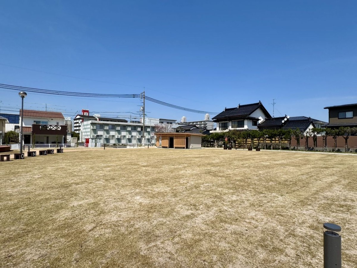 リニューアルした米子市『目久美公園』の芝生