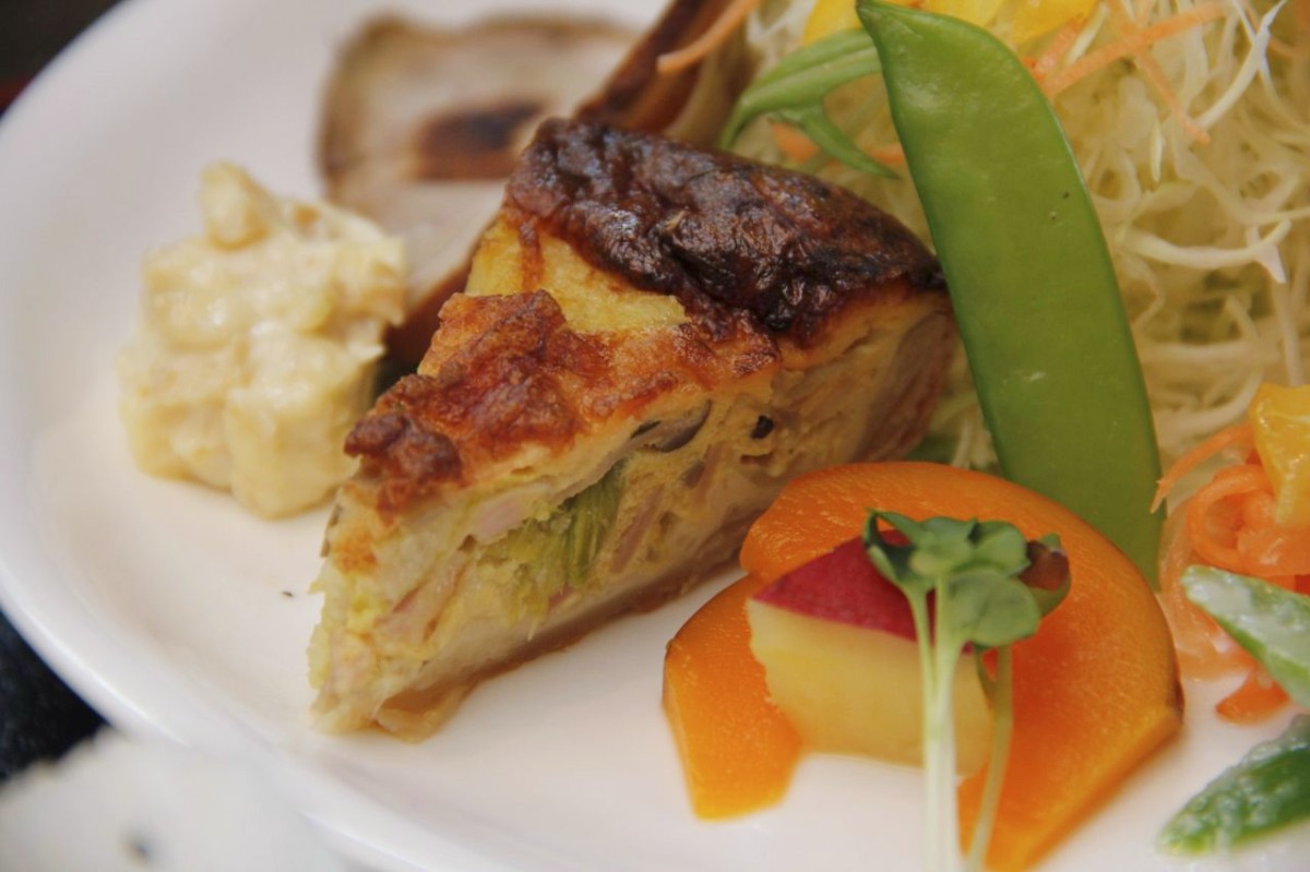 島根県奥出雲町の居酒屋『まいもんや味奈里』のランチ