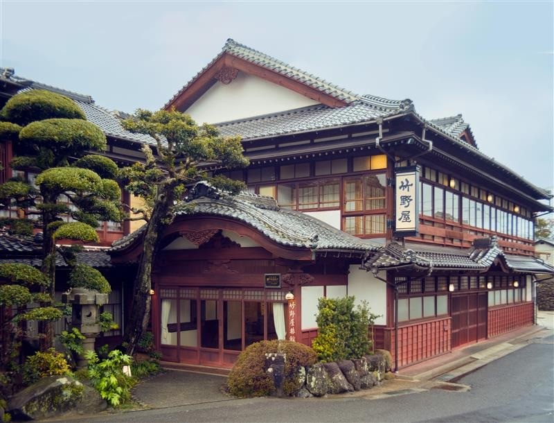 島根県出雲市の竹野屋旅館の外観