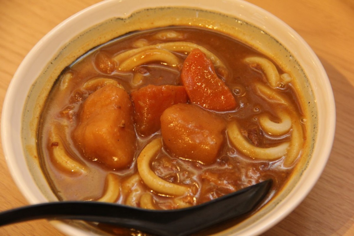 島根県松江市の『讃岐うどんセンター松江店』の「カレーうどん」