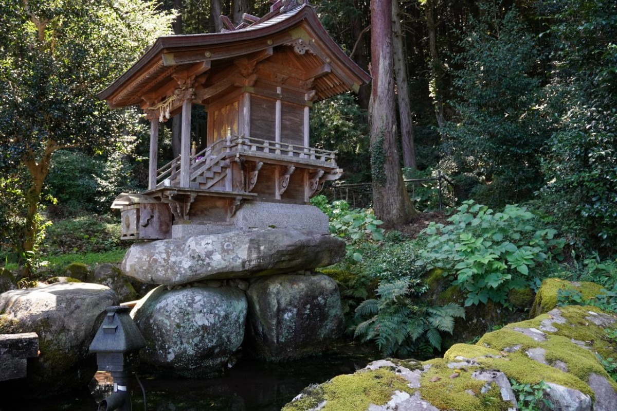 松江市東出雲町にある「髙清水神社」の社