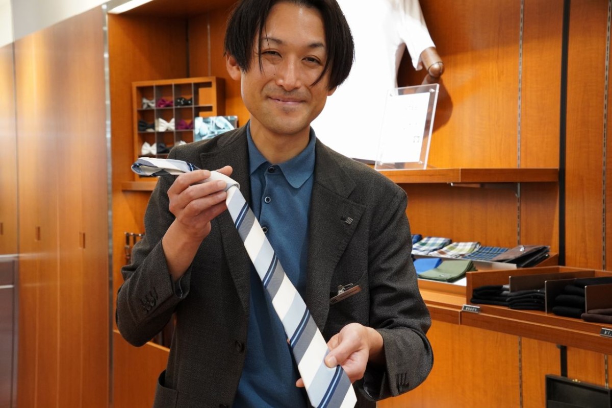 商品を選んでくれた岩谷さん