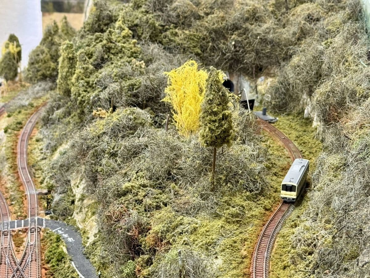 島根県奥出雲町の『道の駅奥出雲おろちループ』で展示されている木次線のジオラマ