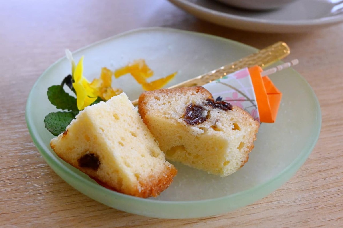 鳥取県米子市にある『蕎麦処みんと』のパウンドケーキ