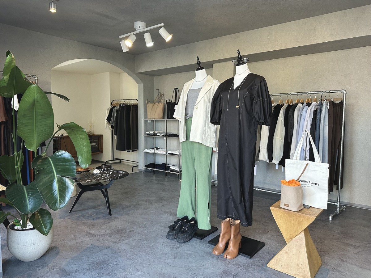 島根県松江市にオープンしたセレクトショップ『トレジャープラネット』の店内の様子