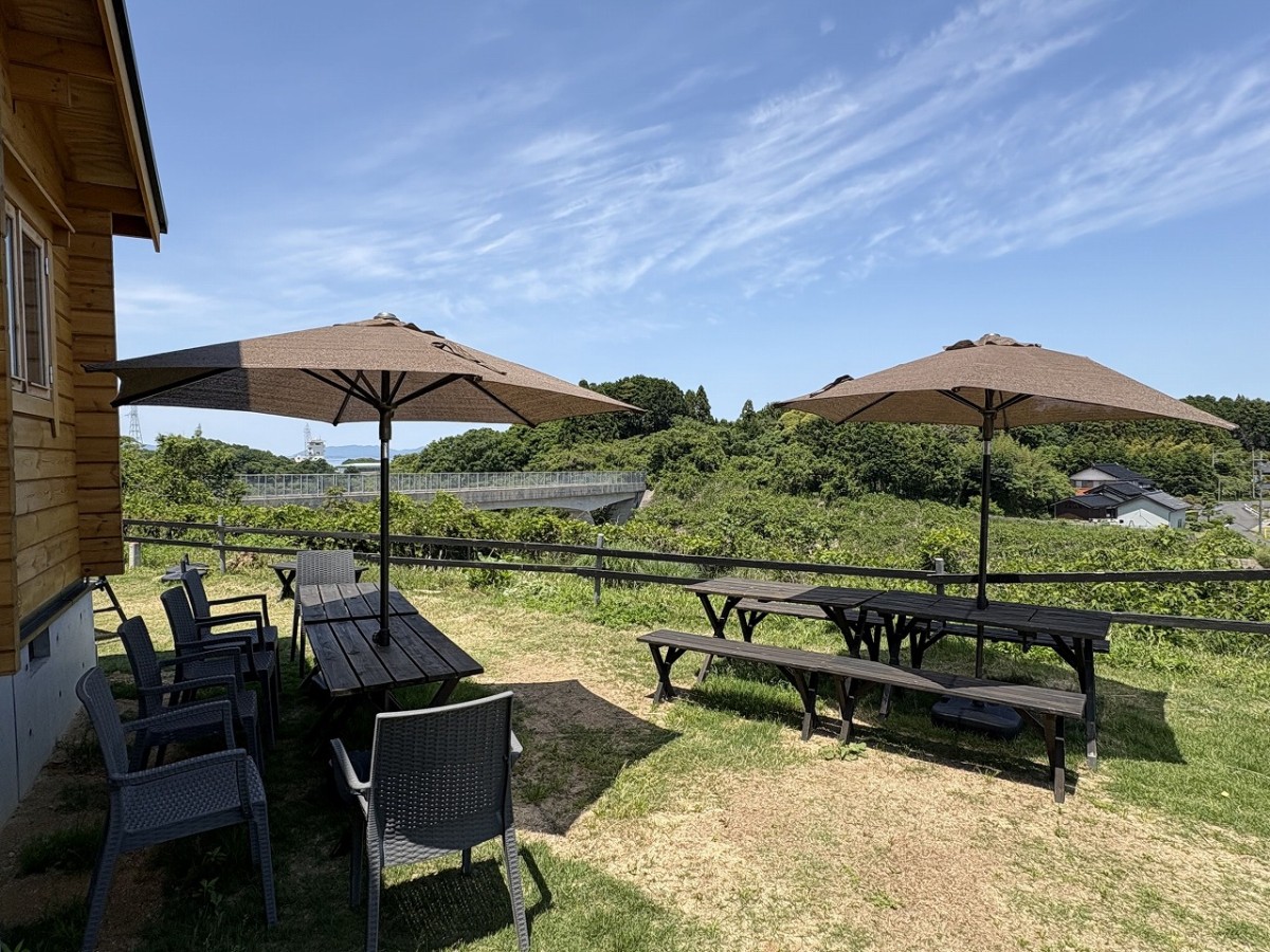 島根県松江市にオープンしたジェラート専門店『Jericho（ジェリコ）』のテラス席