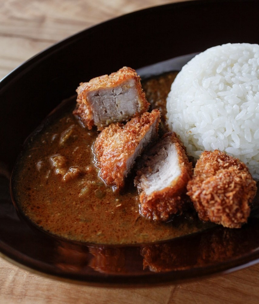 島根県江津市にオープンした飲食店『CURRY & BEER 山椒魚』のカレー
