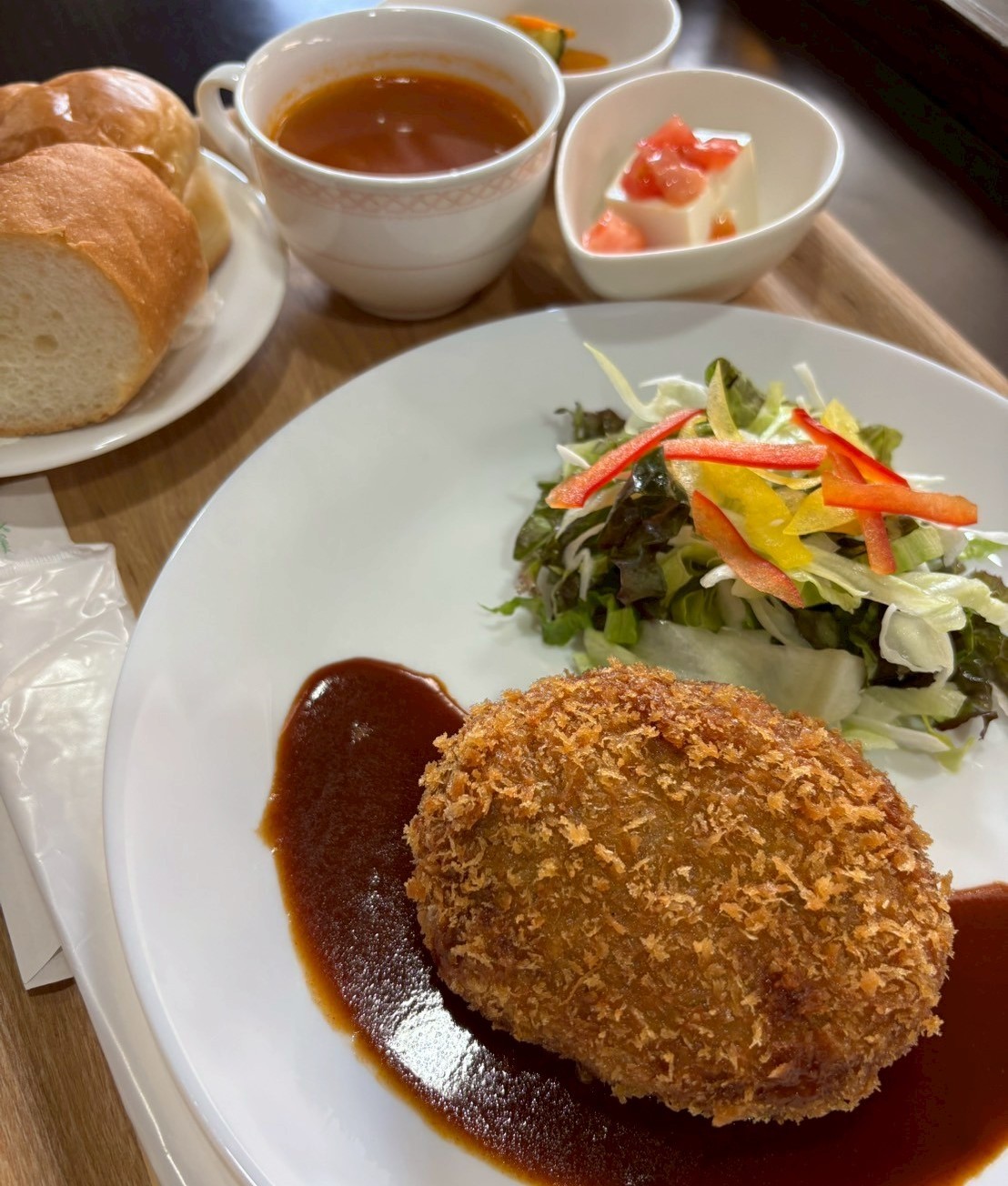 鳥取県鳥取市にオープンした『カジュアルレストランGEM』のメニュー