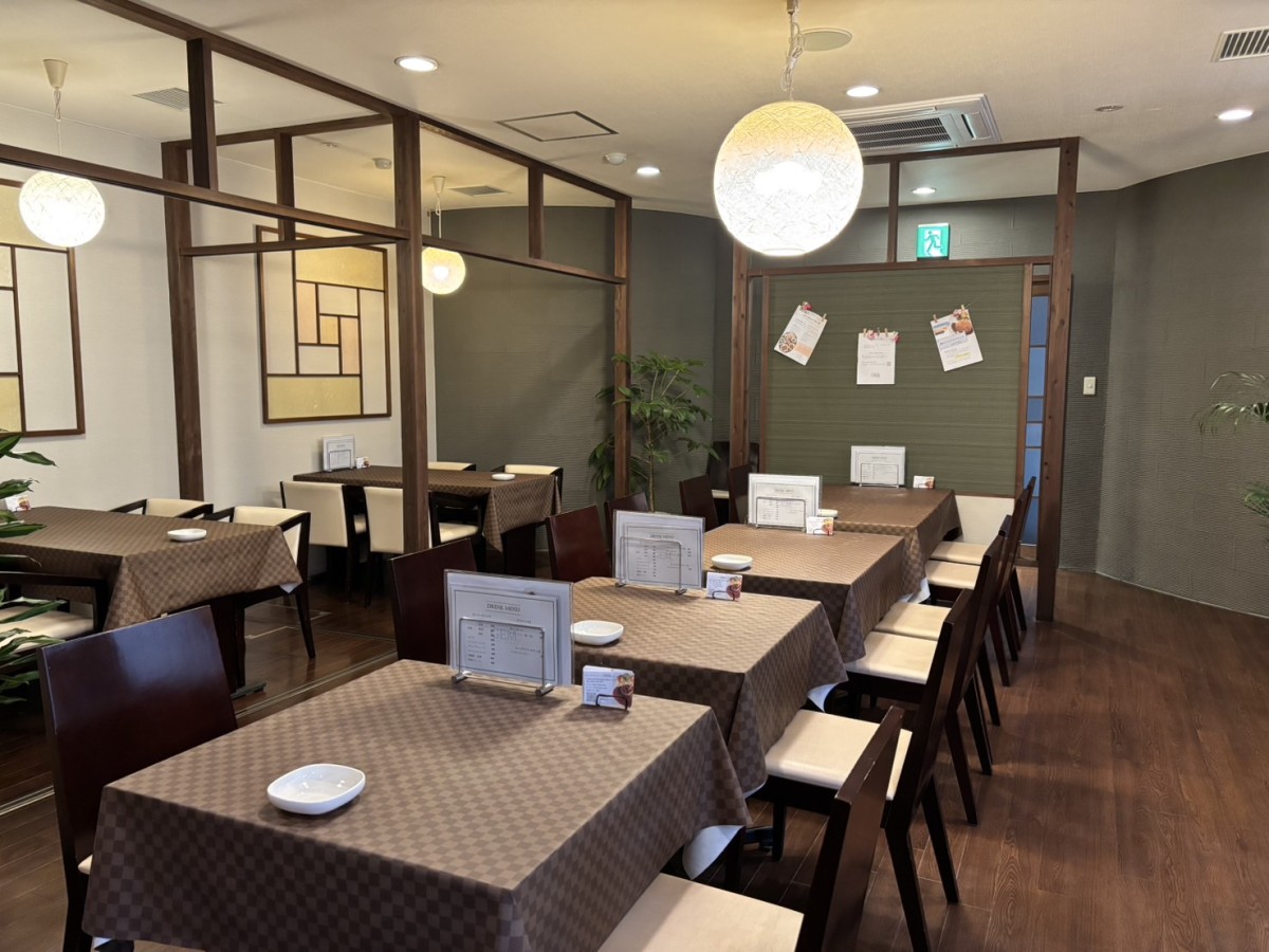 鳥取県鳥取市にオープンした『カジュアルレストランGEM』の店内の様子