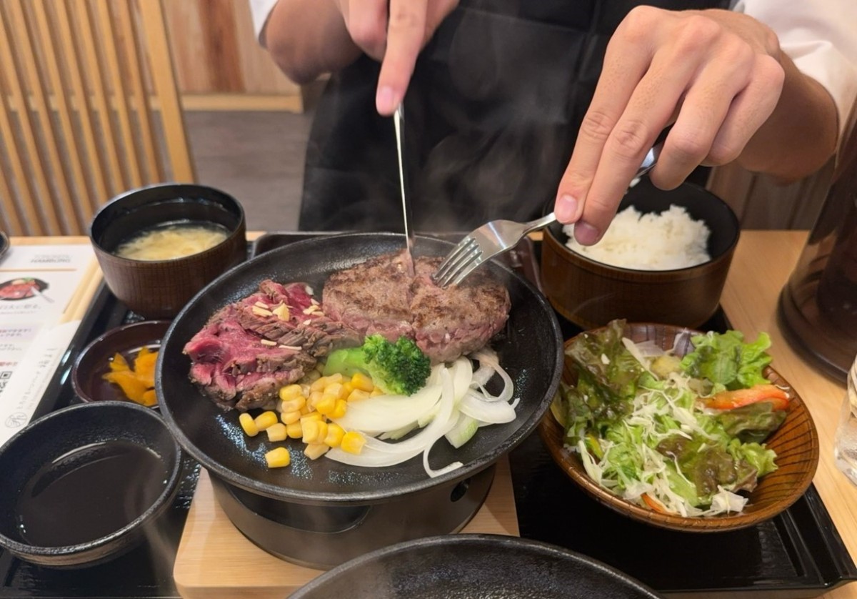 鳥取県鳥取市にオープンした『とろけるハンバーグ福よし鳥取店』のメニュー