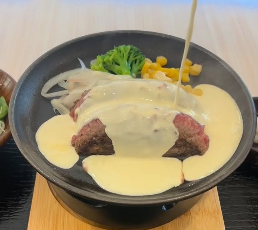 鳥取県鳥取市にオープンした『とろけるハンバーグ福よし鳥取店』のメニュー