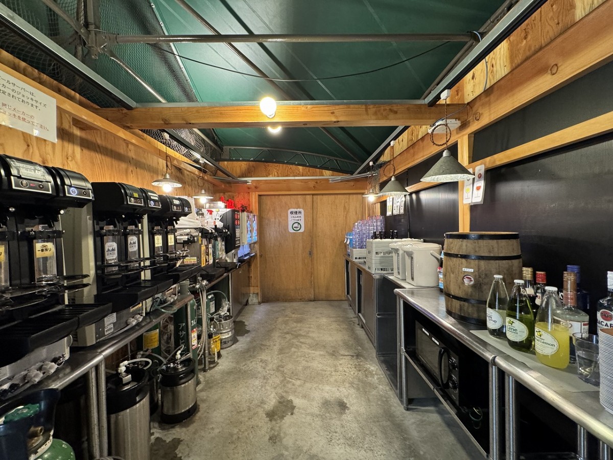 島根県出雲市『ラピタ本店』屋上で開催されている「星空ガーデン」の会場風景