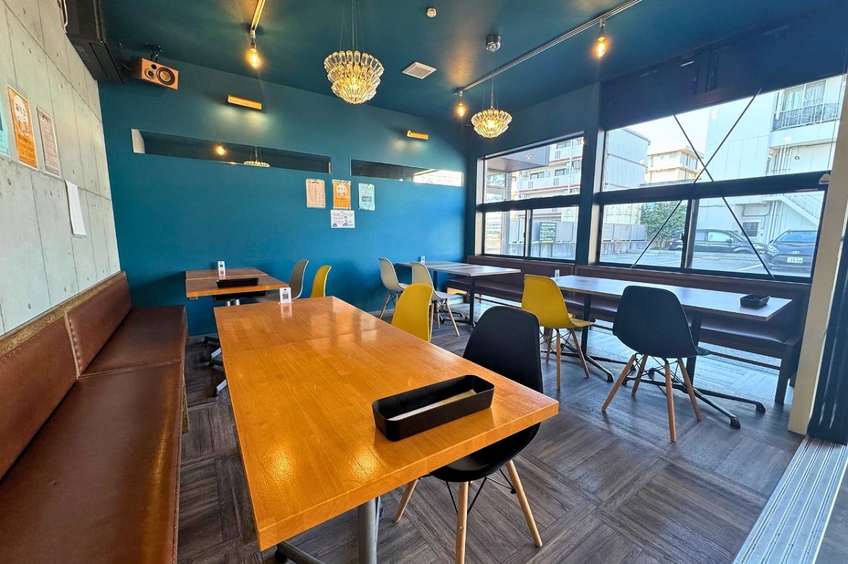 島根県松江市にある『オモカジキッチン』の店内の様子