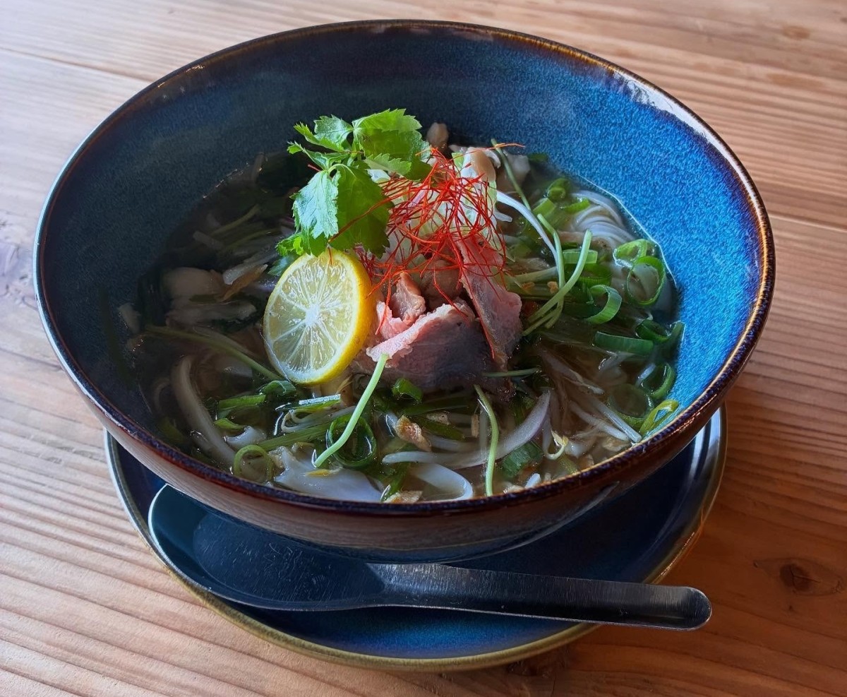 鳥取県倉吉市のフォー専門店『フォー屋れんげ』のメニュー