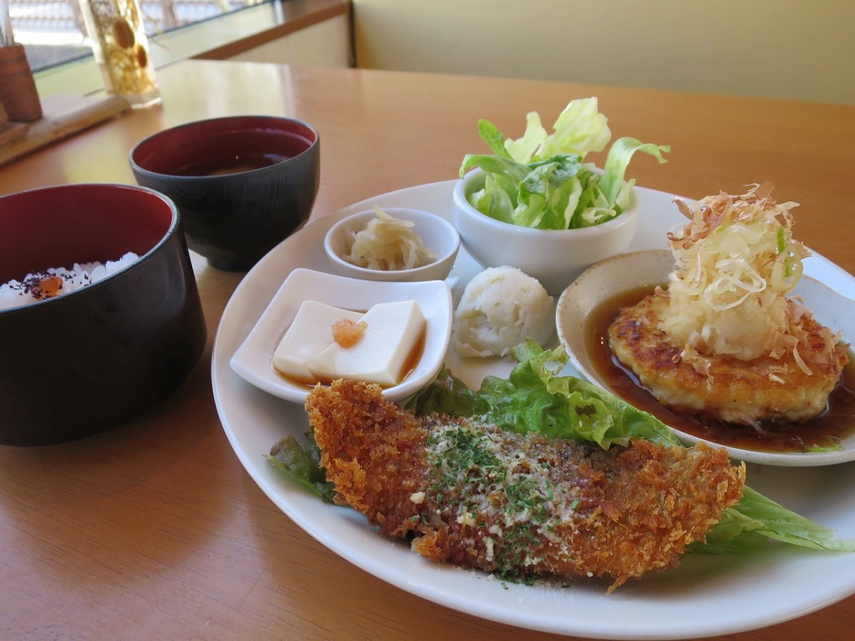 島根県松江市にあるレストラン『山里の香りここな黒田店』のメニュー
