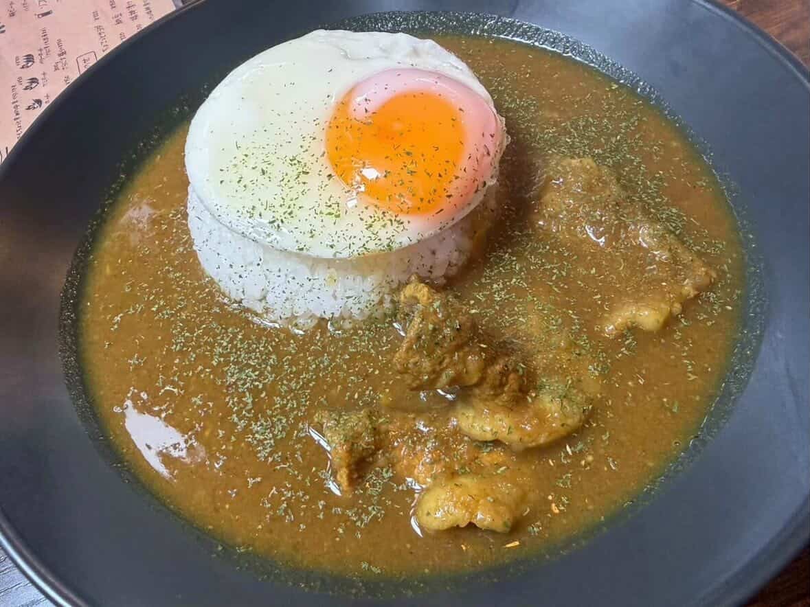 鳥取県鳥取市にオープンしたカレー専門店『Curry House Flavor Factory』のカレー