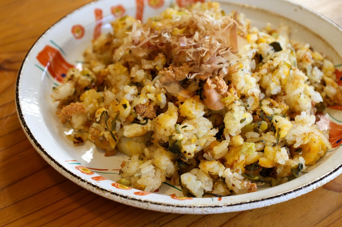 島根県出雲市にオープンした食事処『めしと酒と てんやわんや』のメニュー