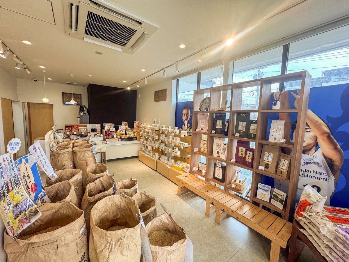 島根県松江市にある『藤本米穀店』の店内の様子
