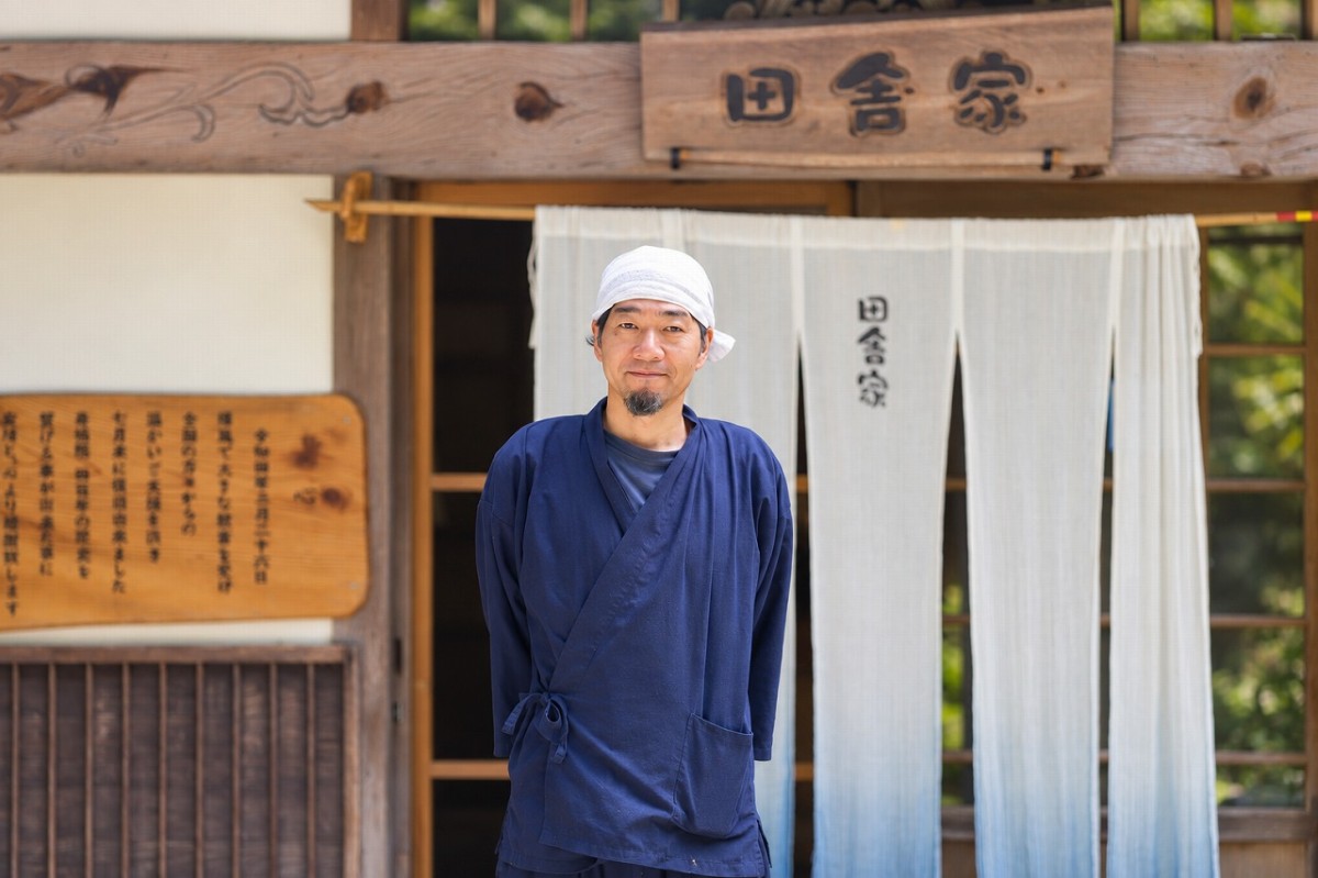 鳥取県大山町にあるカフェ『田舎家一』の店主