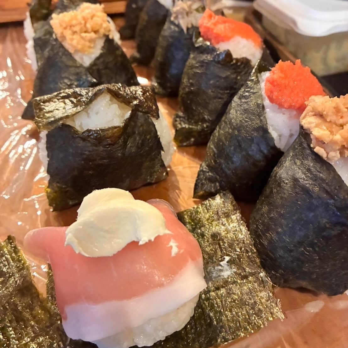島根県松江市の玉造温泉街にある『おむすびにぎにぎ』のメニュー