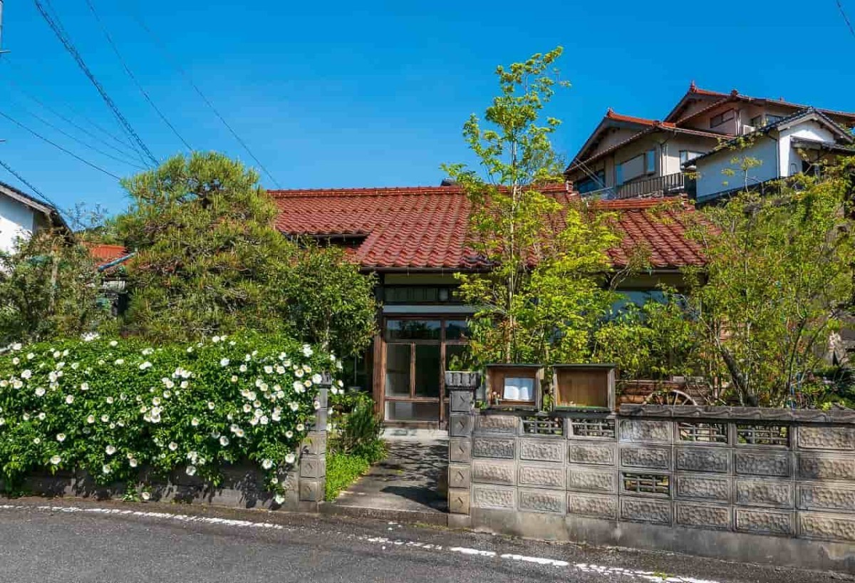 島根県雲南市にある古民家カフェ『カフェオリゼ』の外観