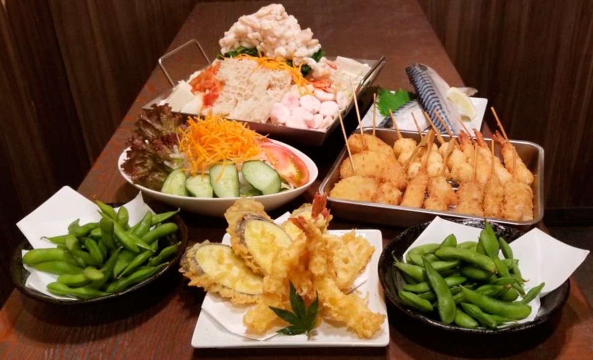 島根県松江市にオープンした『大衆酒場 串かっちゃん学園店』のメニュー