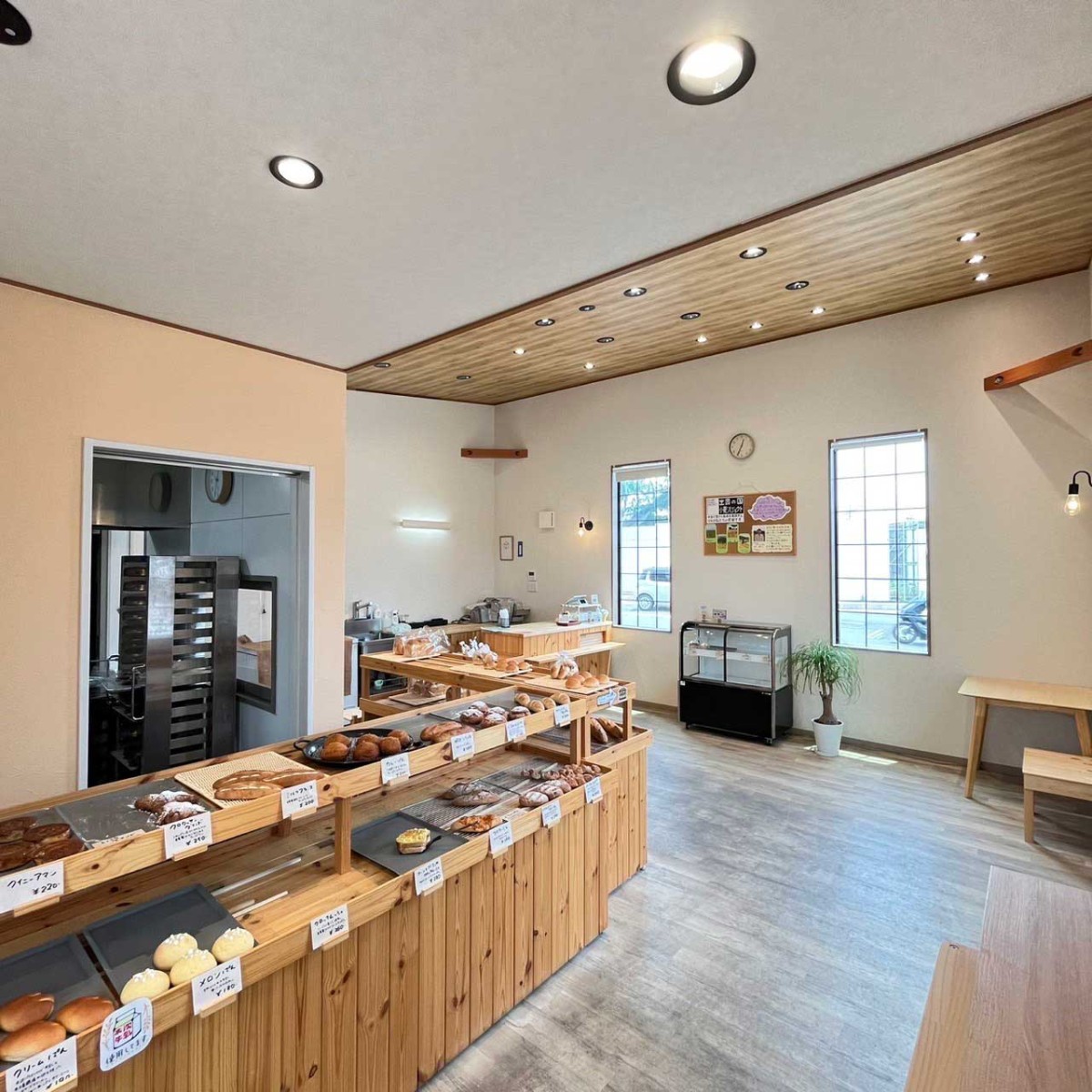 島根県松江市のパン屋『ベイクハウスハーベスト』の店内
