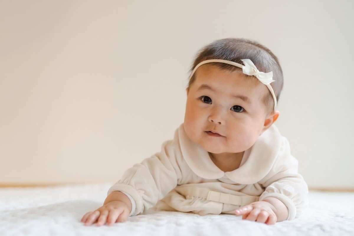 生後６～７ヶ月の赤ちゃんの発達の特徴とは？身体の部位ごとに解説します
