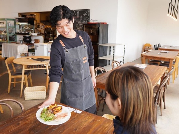 デコレ株式会社求人募集用の画像