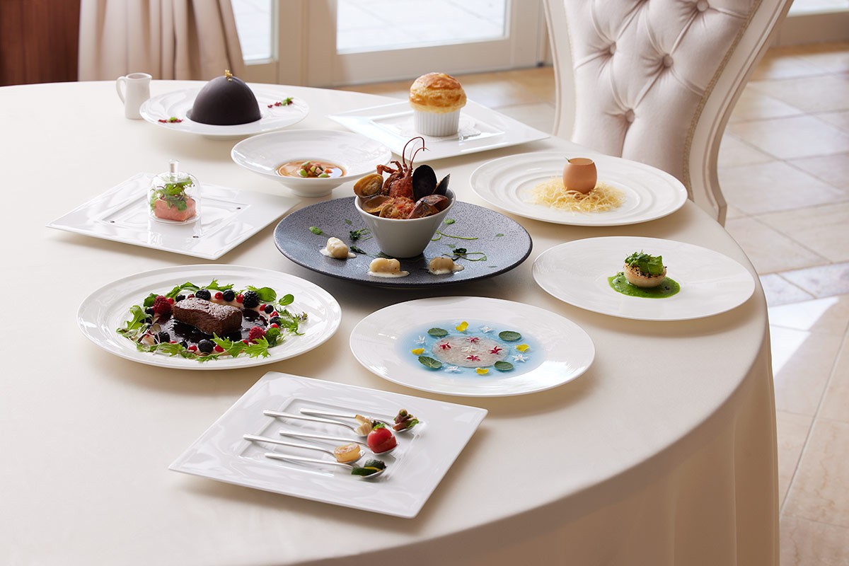 島根県松江市にある『KASANE MATSUE』で楽しめる洋食ディナーのイメージ